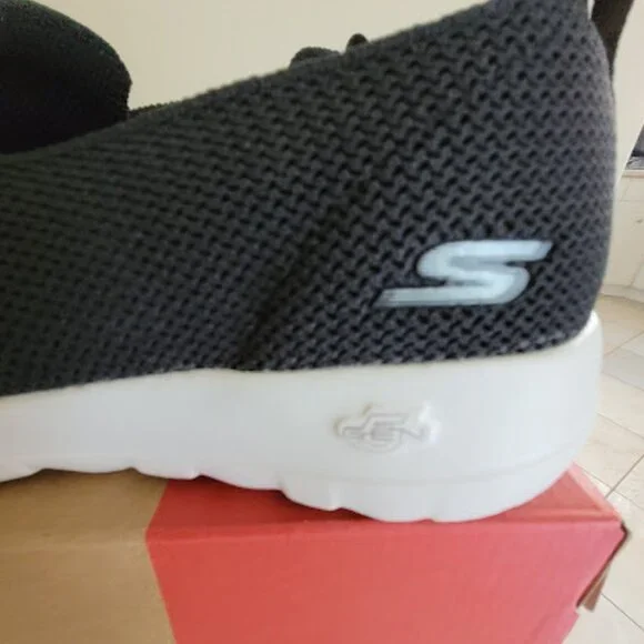 Sketchers Go Walk Joy - Picture 5 of 11